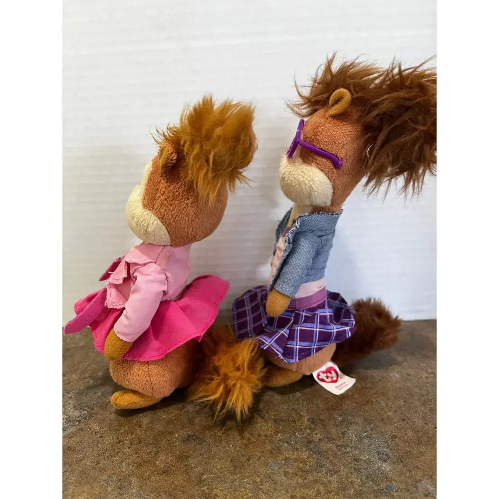 ty Chipettes Alvin & the Chipmunks Britany & Jeanette retired collectibles 2010